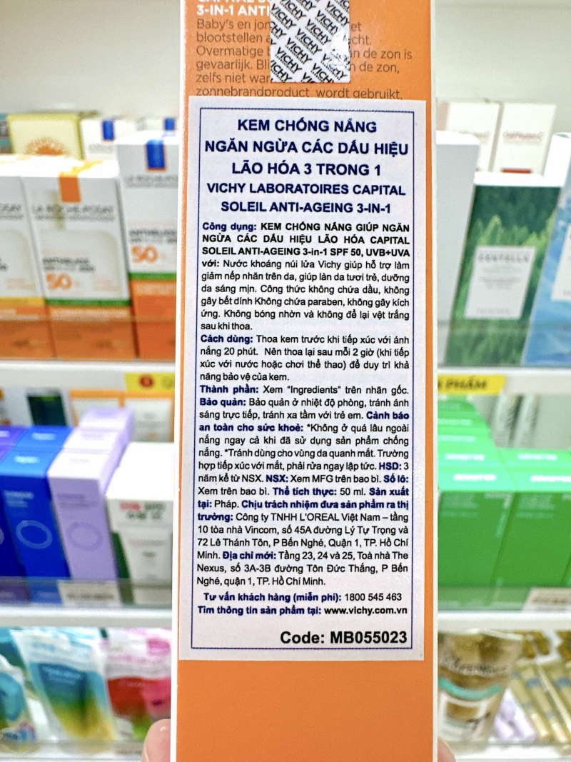 Tem phụ chính hãng