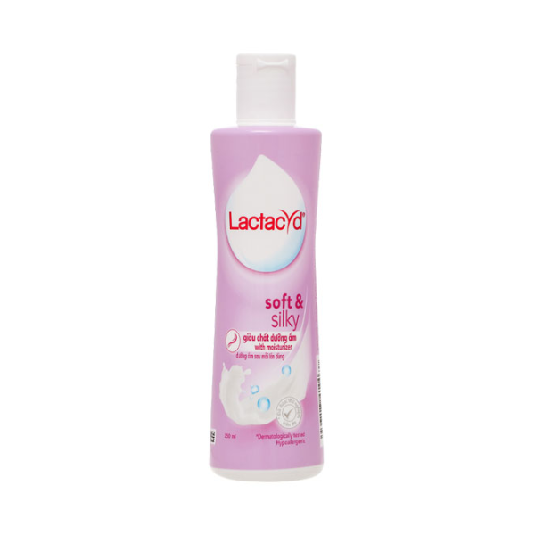 Dung Dịch Vệ Sinh Lactacyd Soft & Silky  250mL